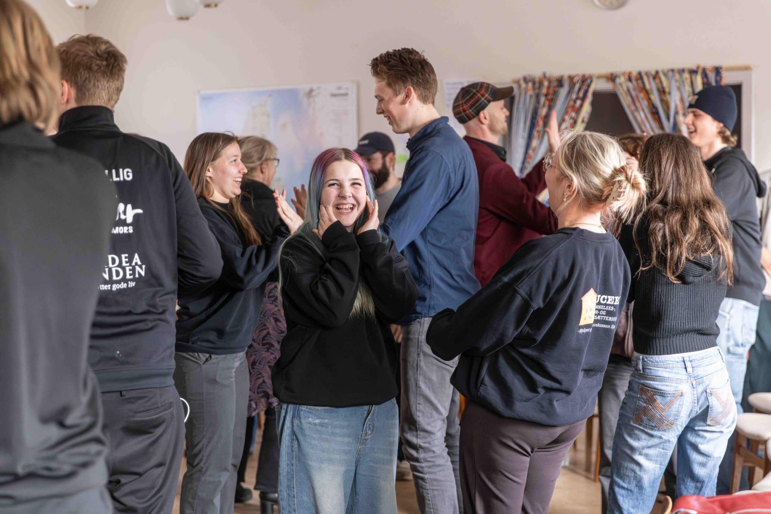 Unge sammen i et socialt fællesskab